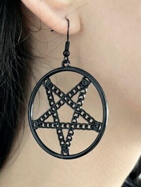 NWT Handmade Dangly Goth Alt Black Chain Pentagram Drop Earrings
